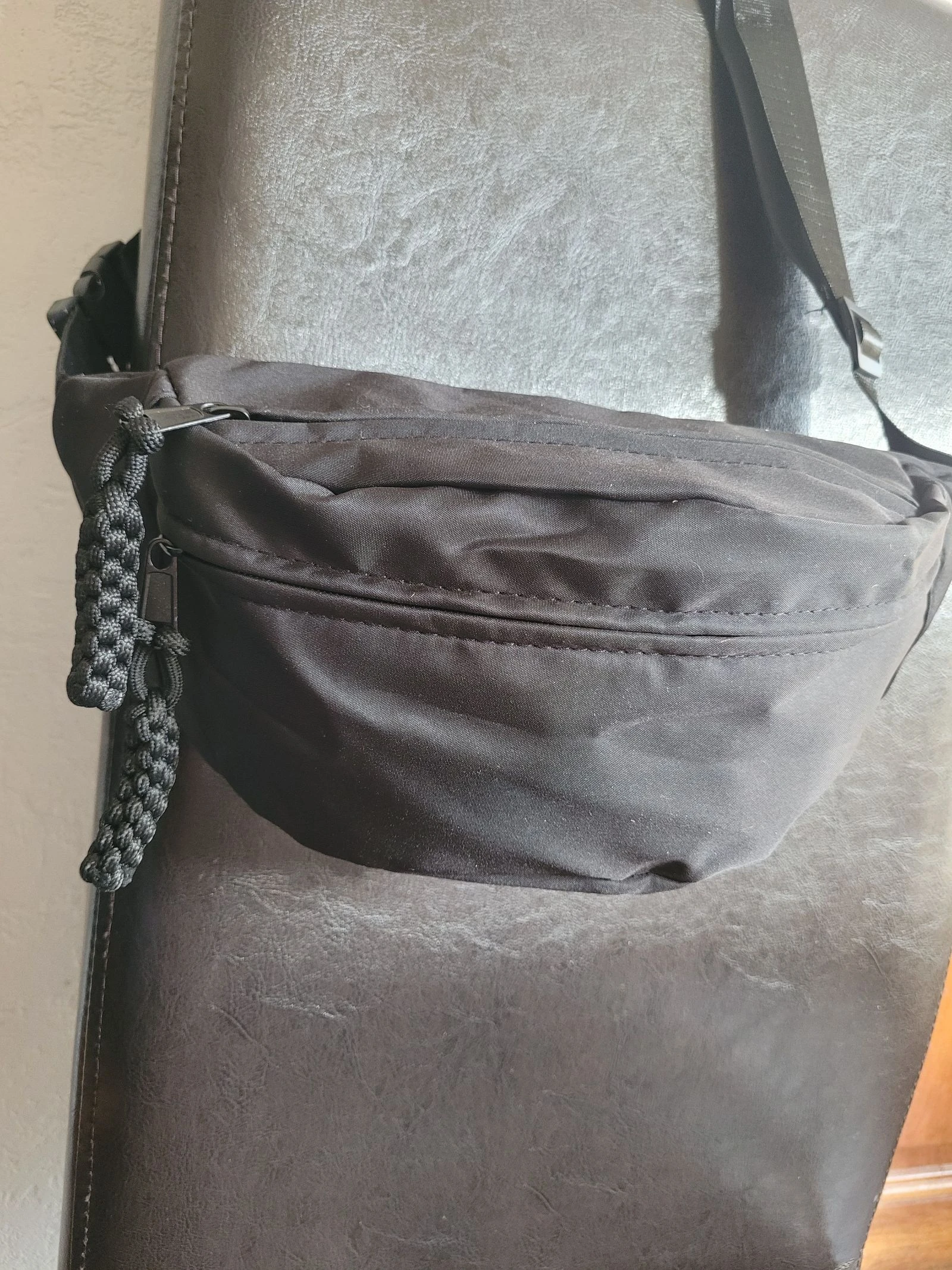 Fanny pack in nylon – Brand new – photo 2